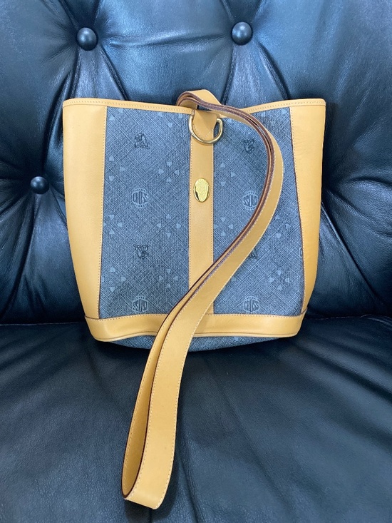 Mark Cross Handbags - Mark Cross Italy 1845 vintage sling strap bucket bag designer purse bag